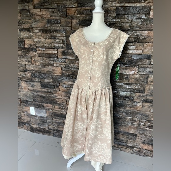 Sea Tan and Cream Buttoned Midi Sundress - Picture 1 of 15